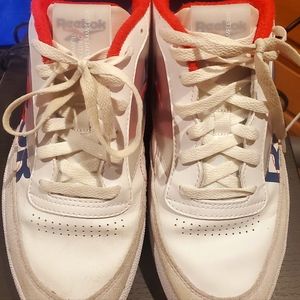 Reebok  Classic  Men Size 11 Washed  Blue and Red